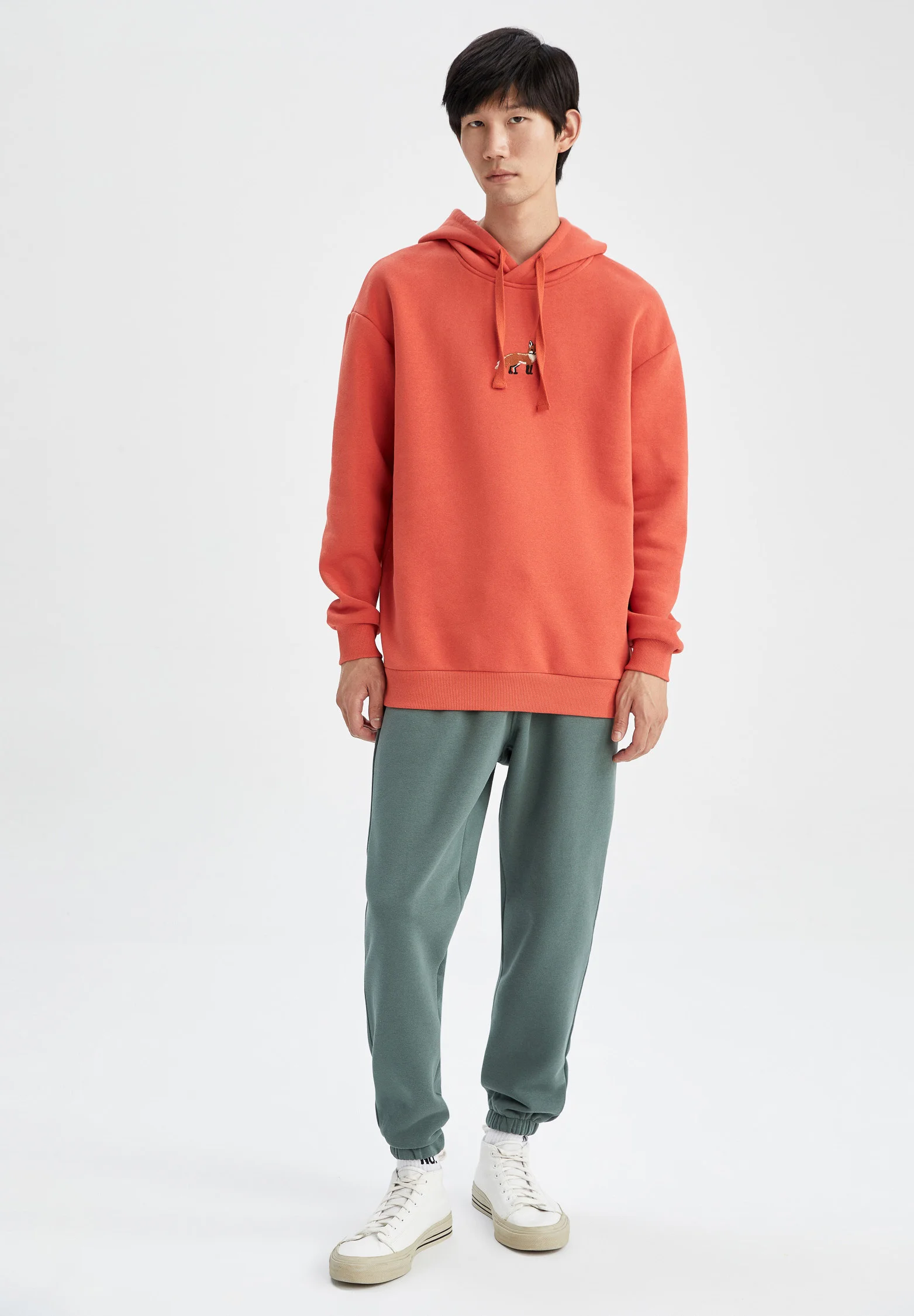 Sudadera con capucha DeFacto BOXY FIT