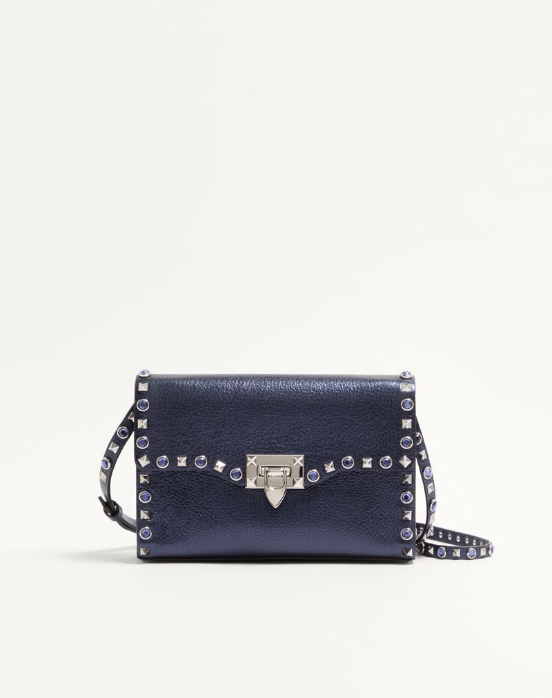 Bolsa de ombro pequena Valentino Garavani Rockstud em couro de bezerro laminado com pedras cabochão.