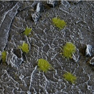 Tiny Tufts Dry Green