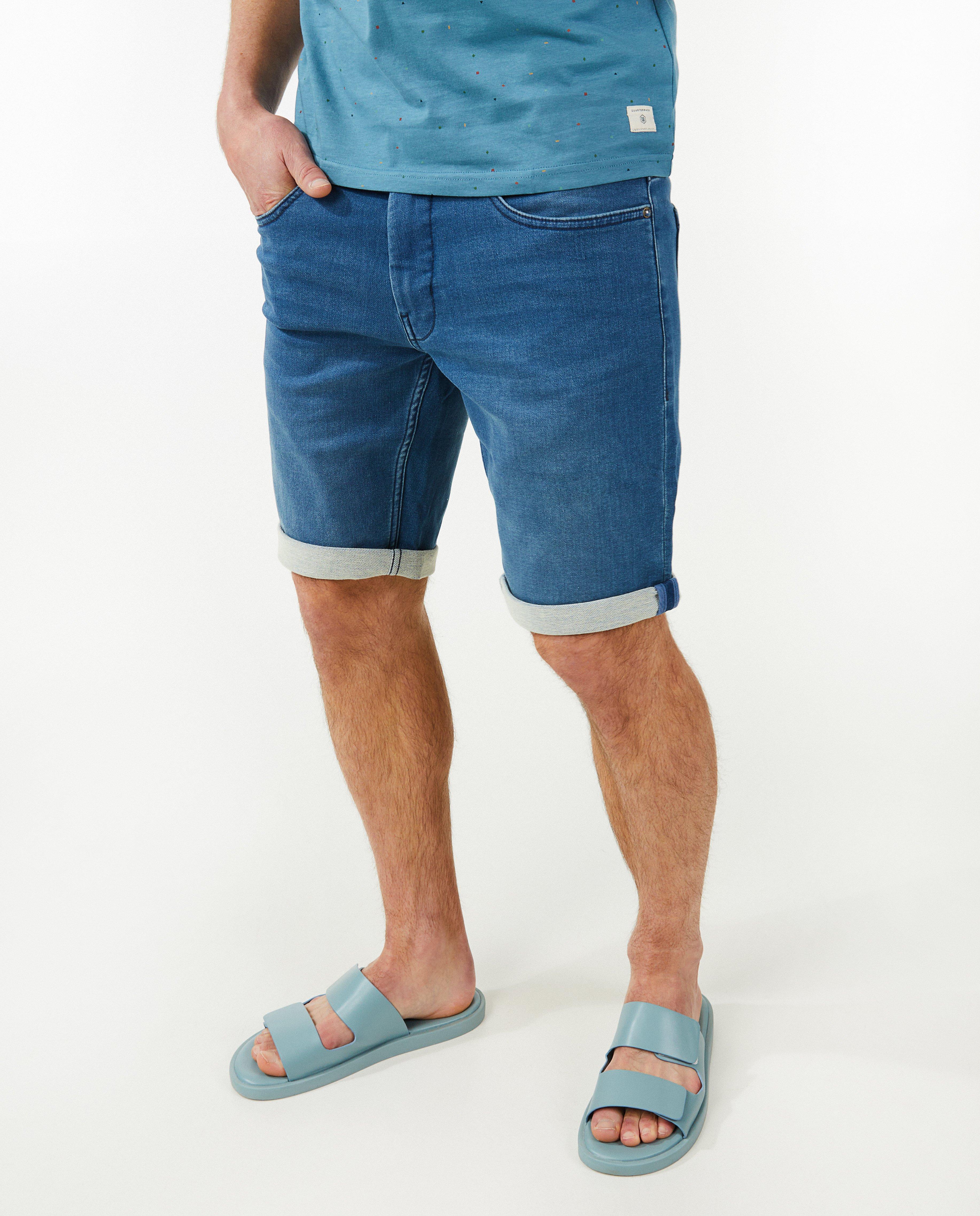Pantaloni scurți din denim pentru quarterback, croială slim fit, albastru deschis