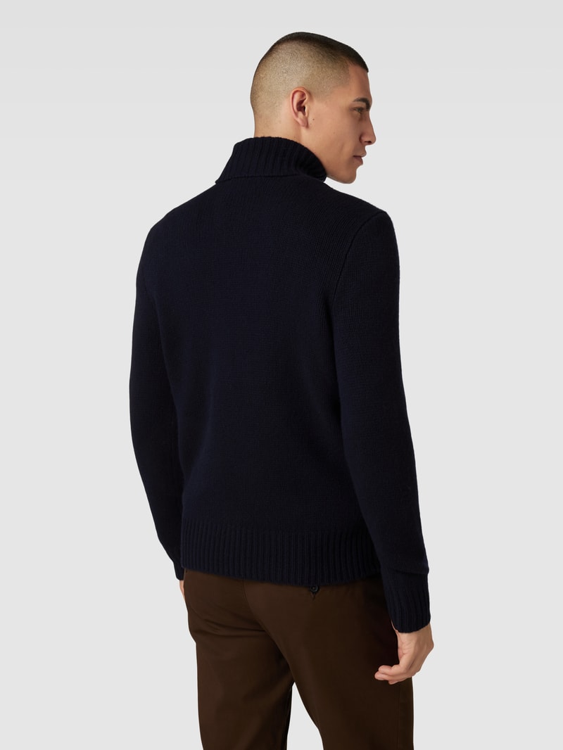Strickpullover mit Rollkragen in marineblau