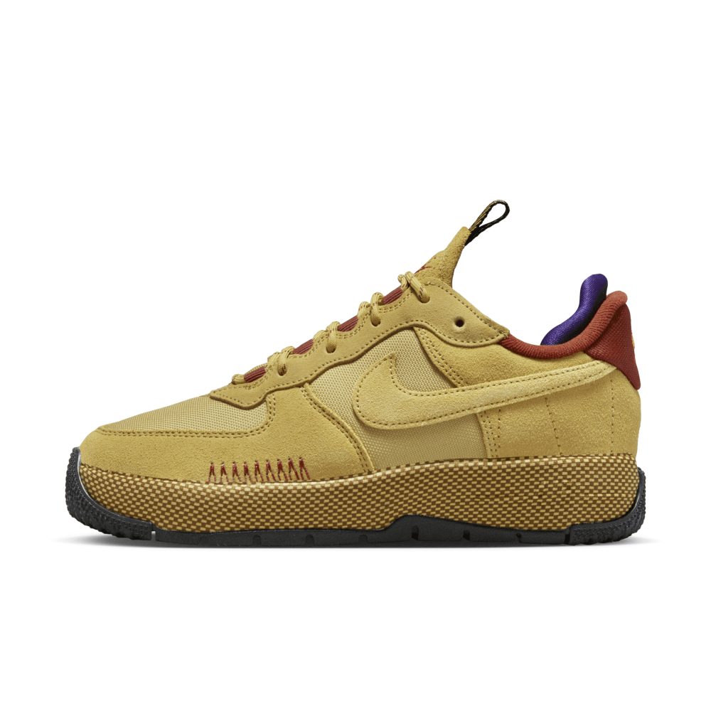 Nike WMNS Air Force 1 Wild FB2348-700 / braun