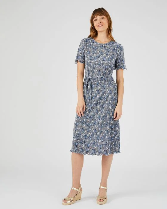 Robe plissée manches courtes