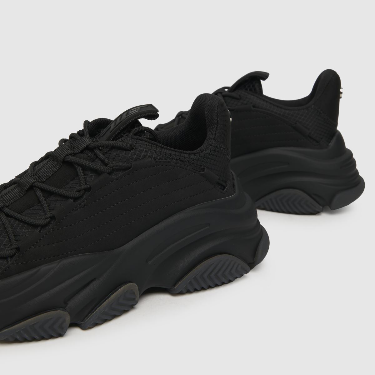 Přenosné tenisky Steve Madden v černé barvě