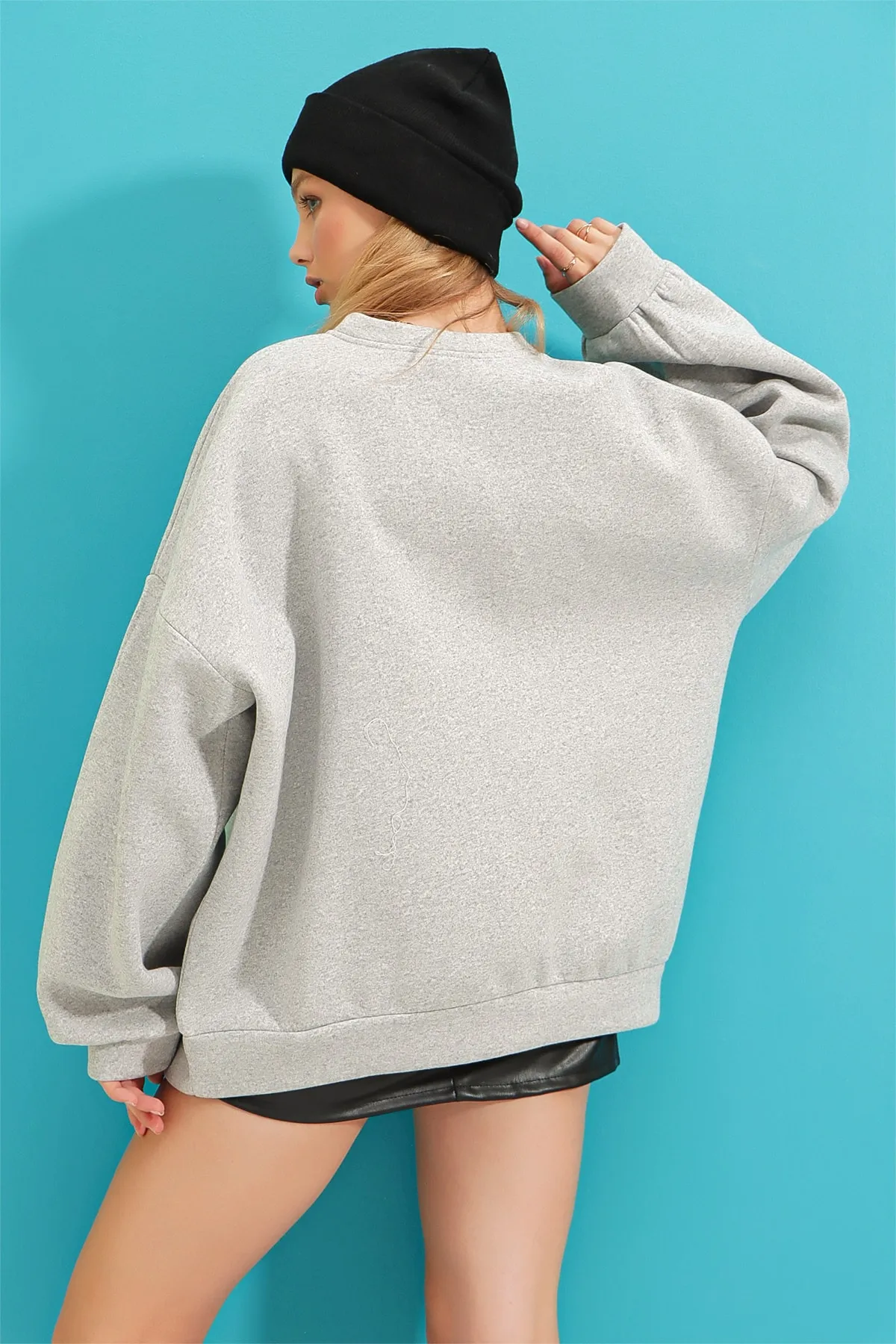 Trend Alaçatı Stili  Sweatshirt - Grau - Oversized