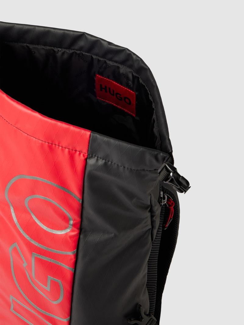 Rucksack mit Label-Print Modell 'Brady' in rot