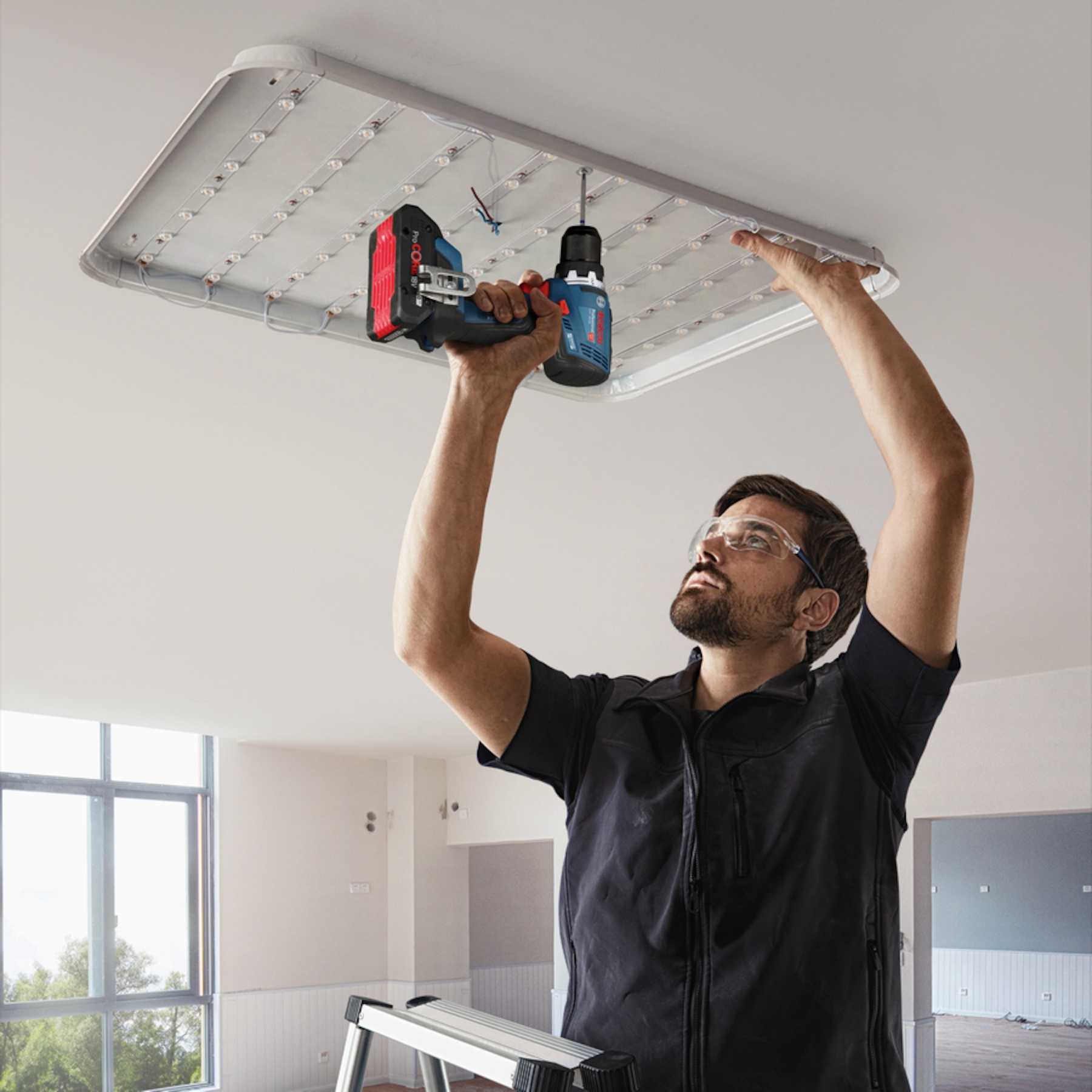 Mașină de găurit cu acumulator Bosch Blue 06019N3200 GSR 18V-65, fără baterii și încărcător, în cutie