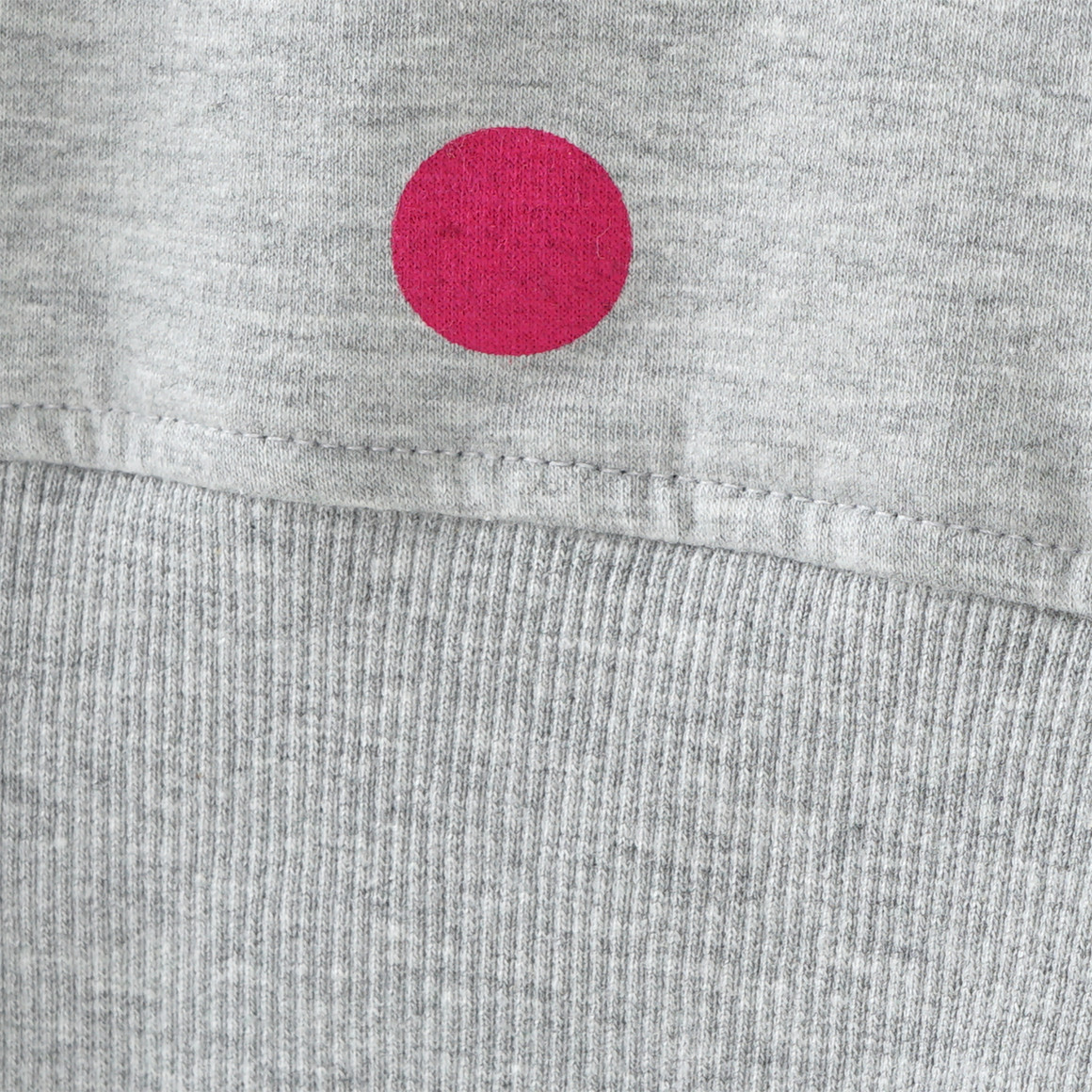Mädchen Sweatkleid mit bunten Punkten allover
