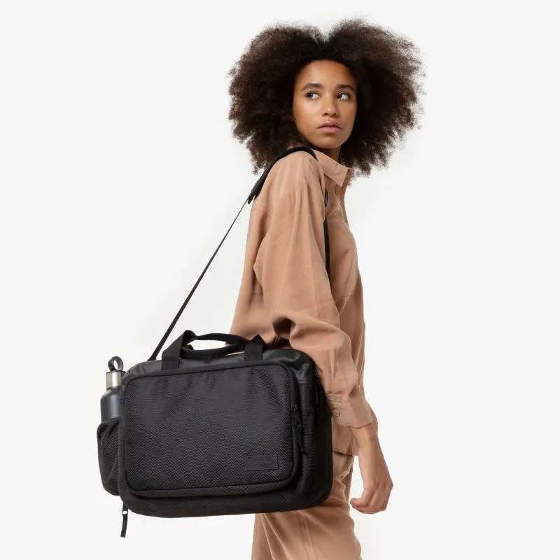 Eastpak SHELDAN Cnnct Messenger Bag - Coat