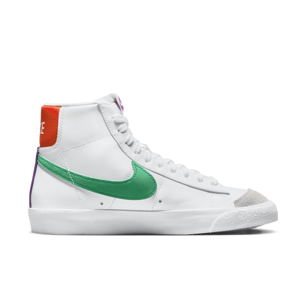 Nike Blazer Mid 77 CZ1055-123 / weiss