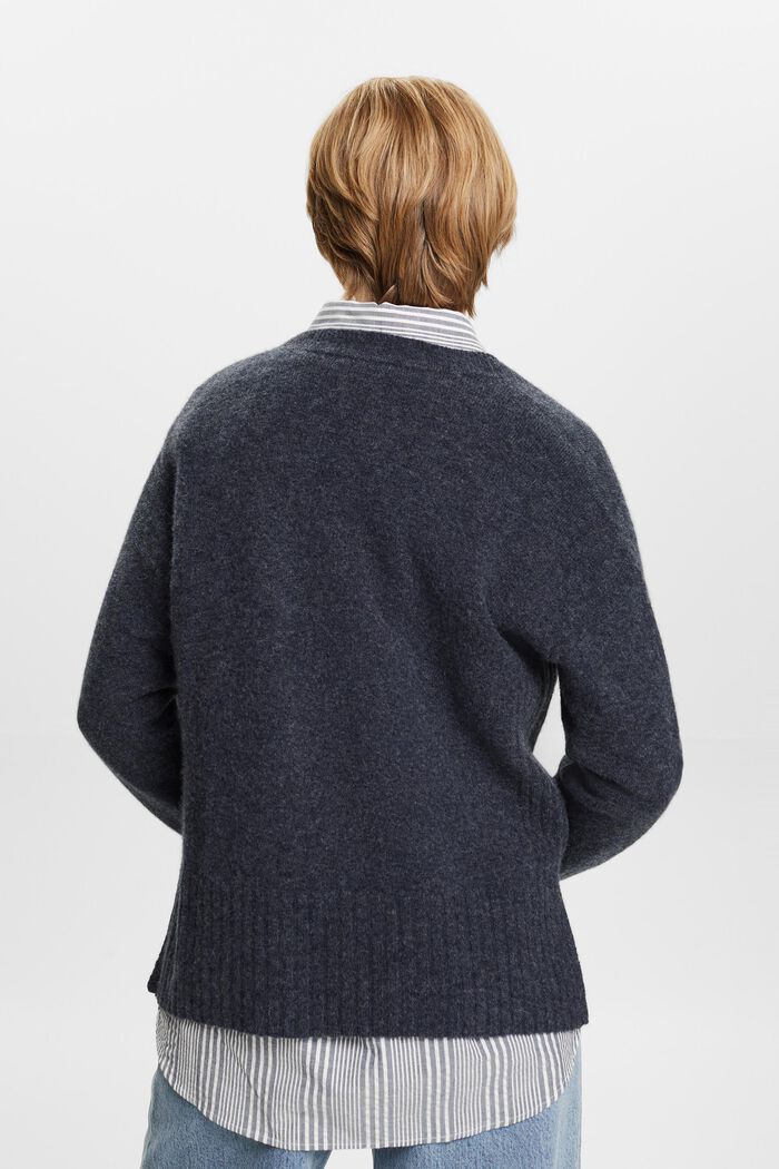 Wollmix-Pullover mit V-Ausschnitt