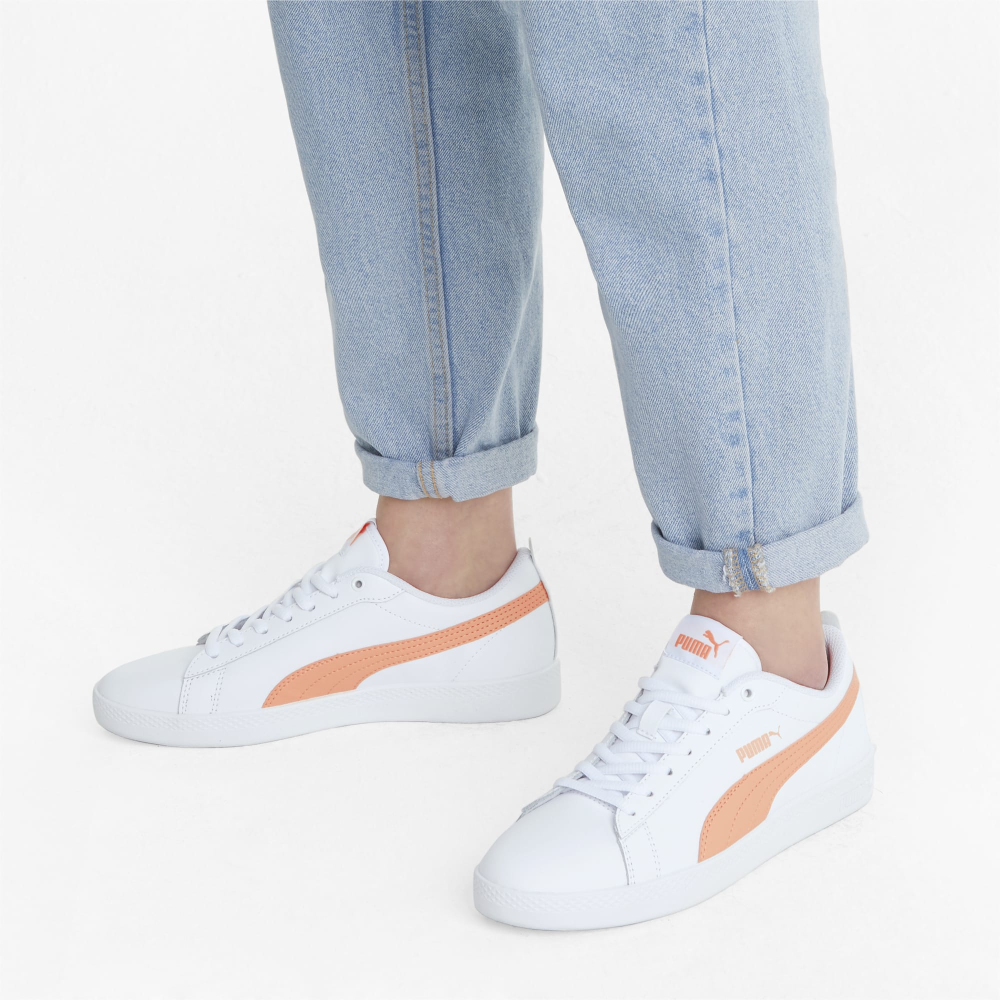 PUMA Smash Wns v2 L 365208_26 / weiss