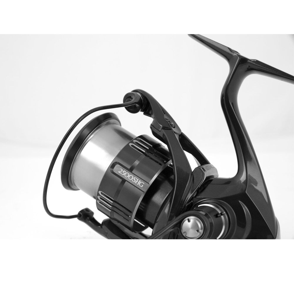 Moulinet Spinning Shimano Vanquish C3000M HG FB
