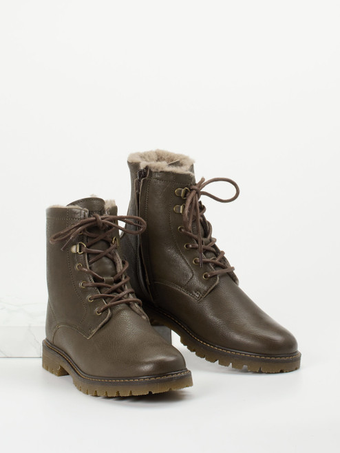 Boots-68002690011 Bisgaard