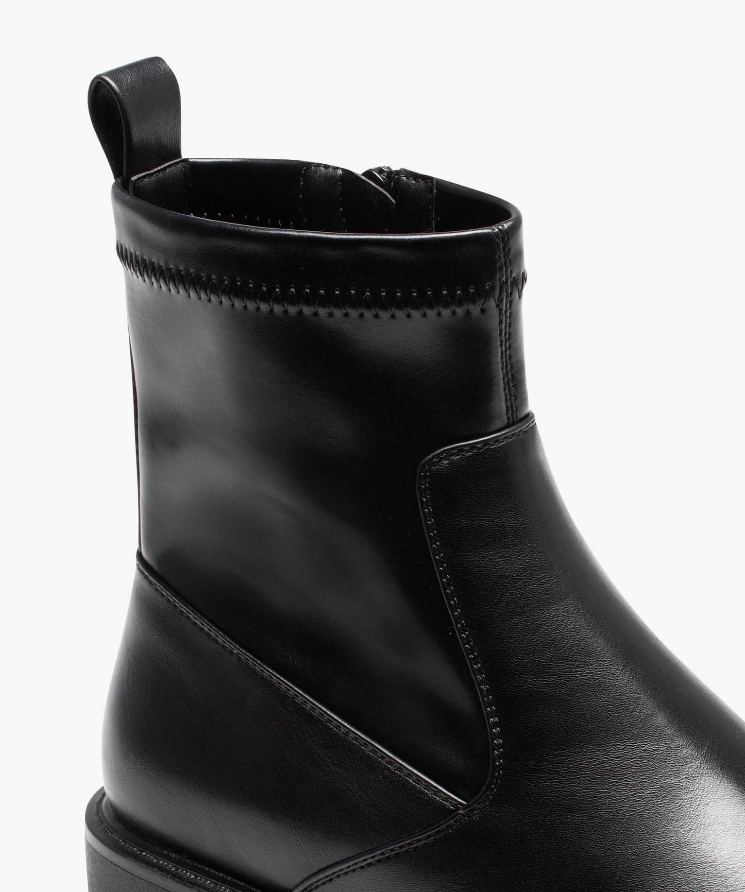 Boots femme unies à col souple et semelle crantée noir | GEMO