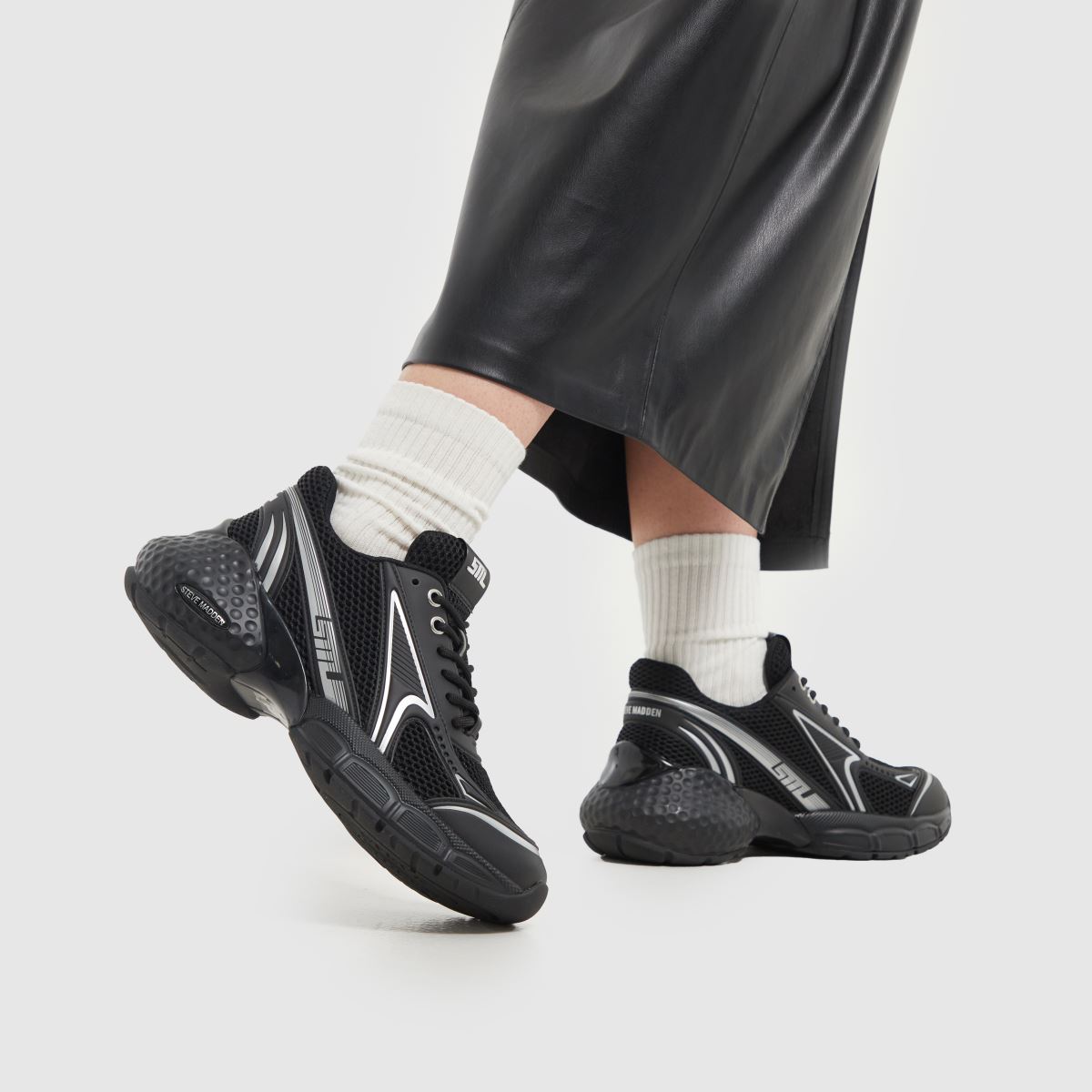 Steve Madden satellite tenisky v černé a stříbrné barvě