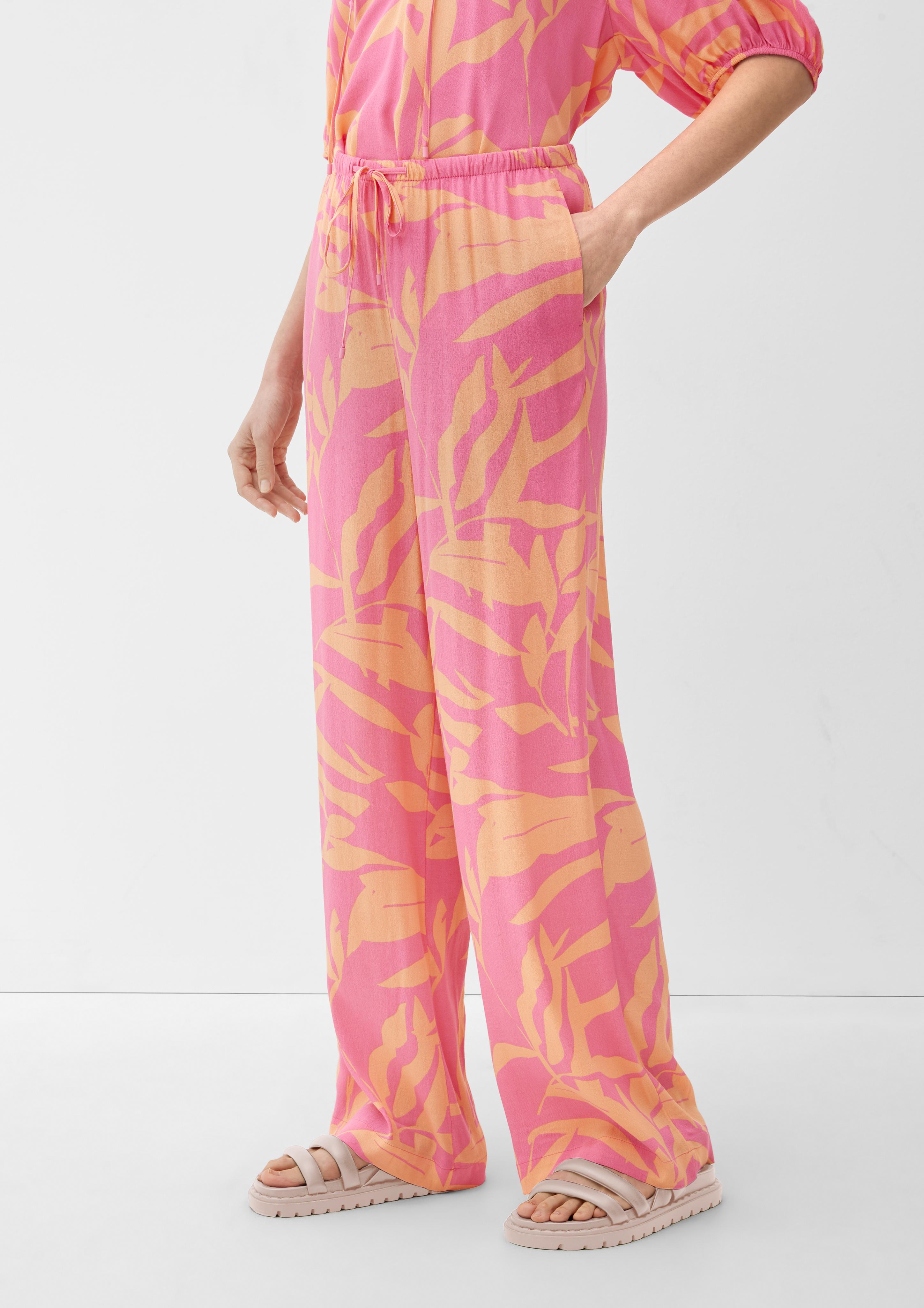 Loose: Hose mit Crêpe-Struktur  2131909-44A3