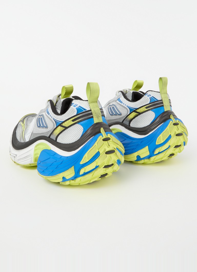 Sneakers Balenciaga taglia 10XL con dettagli in mesh