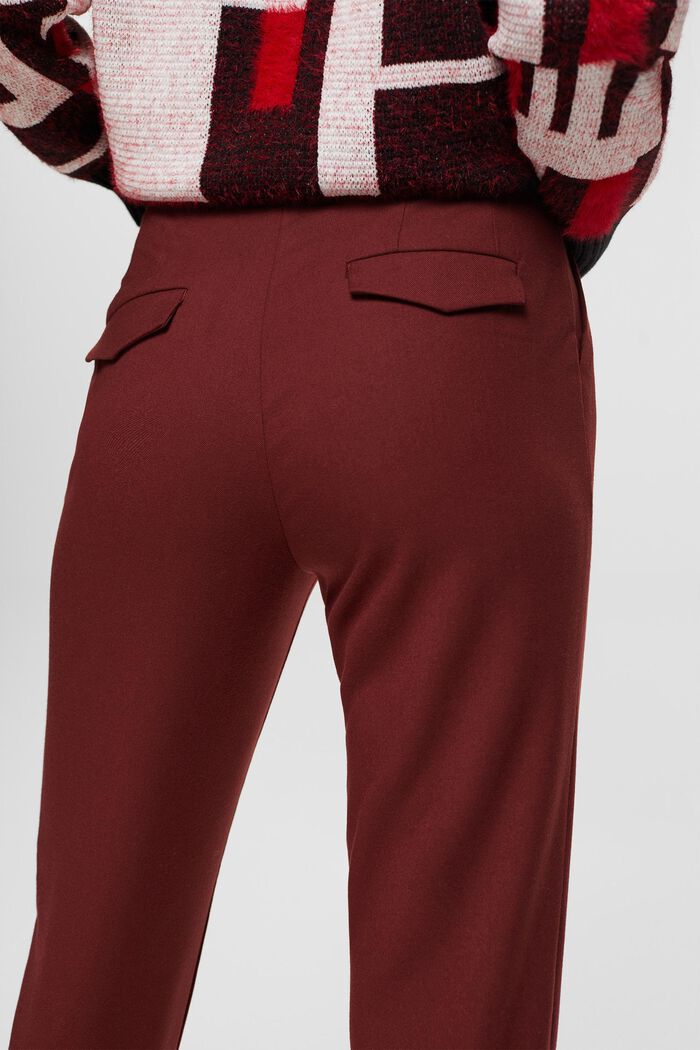 Hose mit schmal zulaufendem Bein