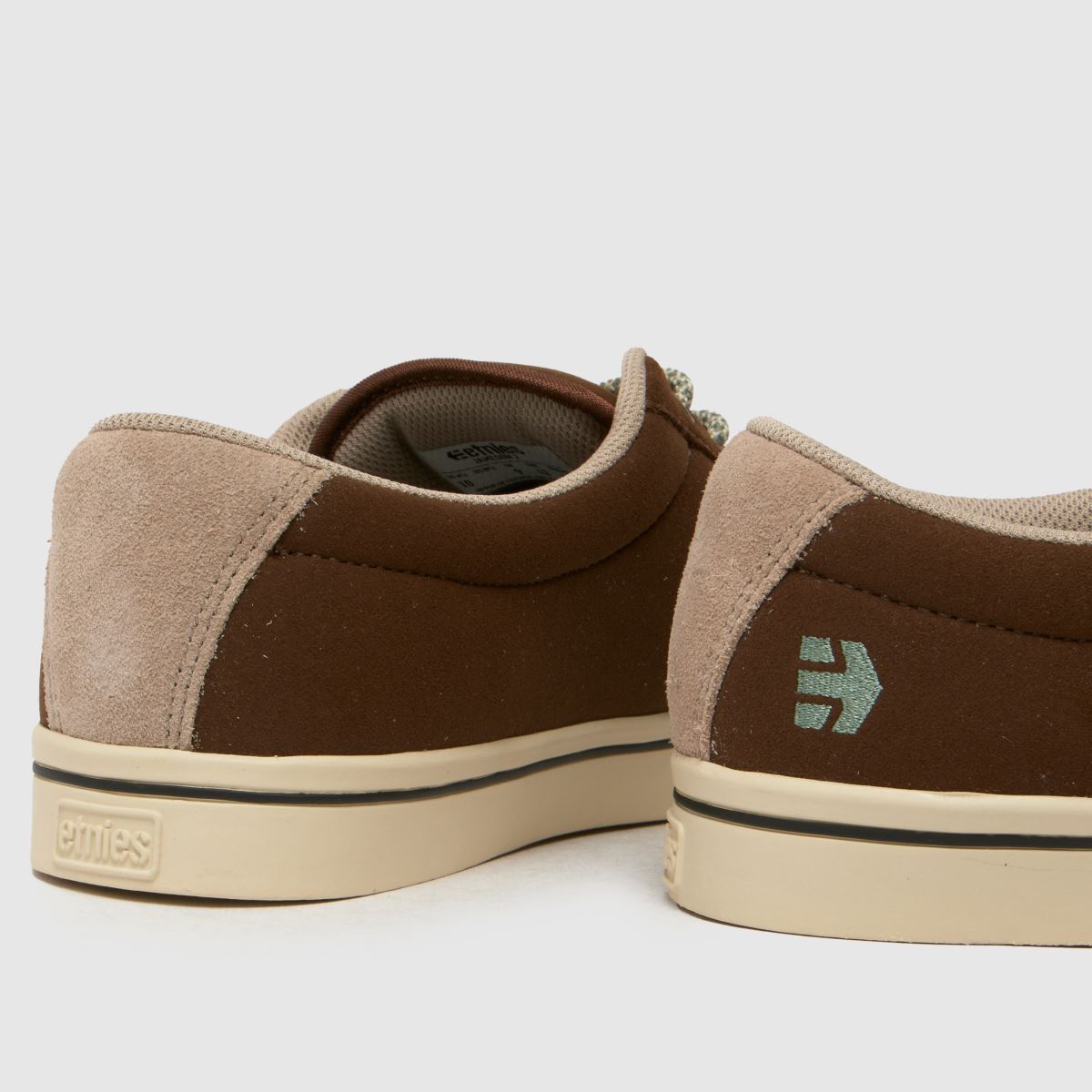 Etnies Jameson 2 edzőcipő barna színben