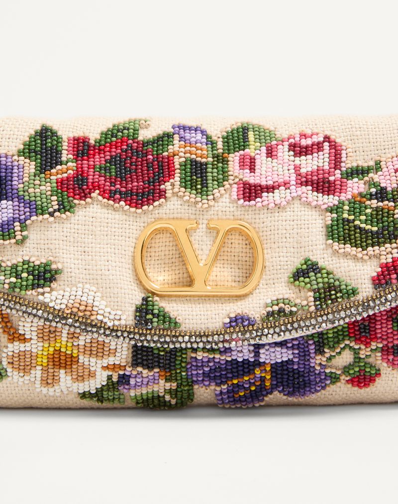 Bolsa de ombro pequena bordada Valentino Garavani Devain