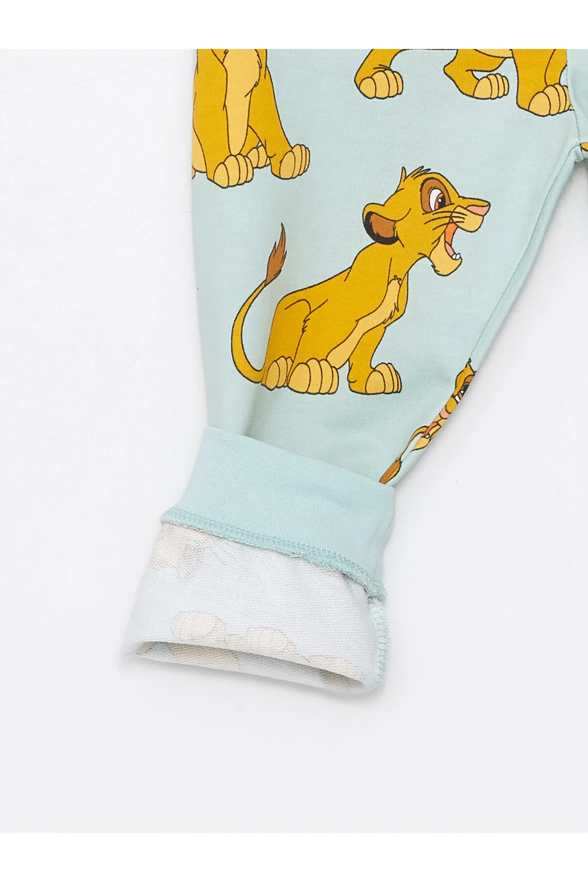LC Waikiki  Langarm-Pyjama-Set für Jungen mit Rundhalsausschnitt, bedruckt mit dem König der Löwen