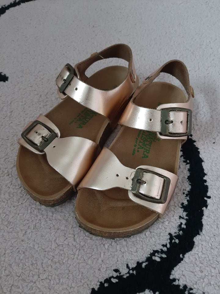 El Naturalista Leder-Sandalen 