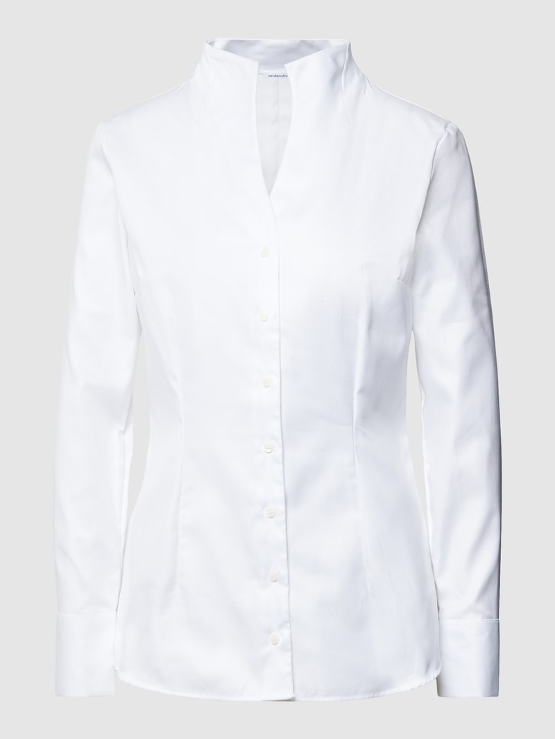 Bluse mit Kelchkragen und Knopfleiste in weiß