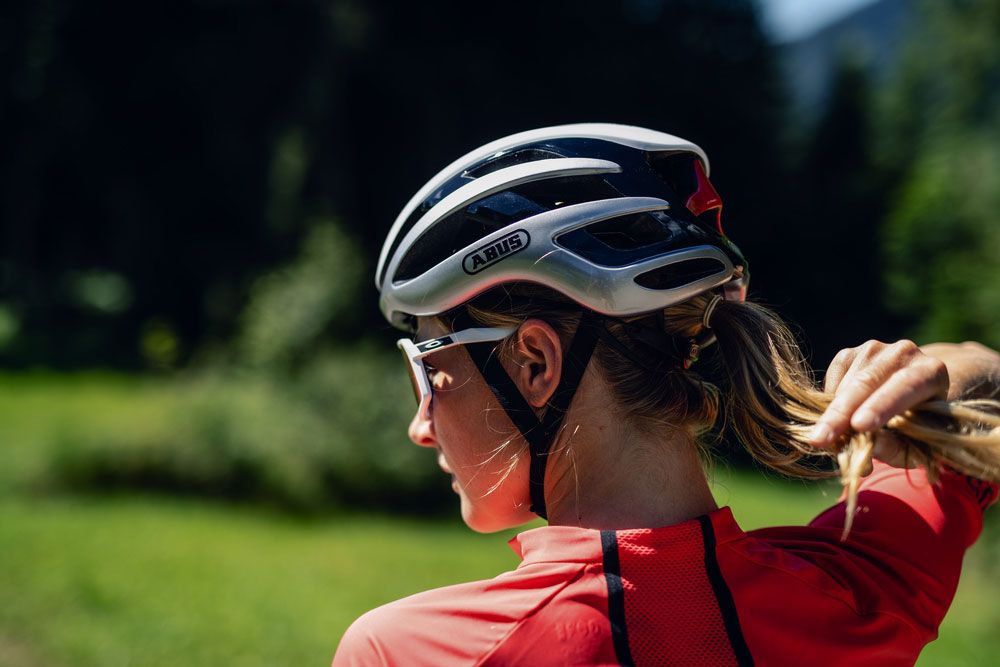 Abus AirBreaker - Rennradhelm kaufen | Bike-Discount