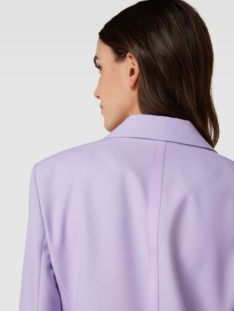 Blazer mit Pattentaschen in lavendel