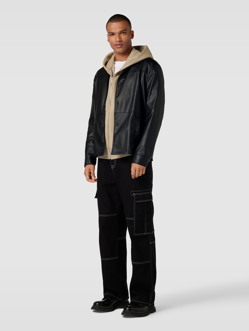 Hemdjacke in Leder-Optik in schwarz