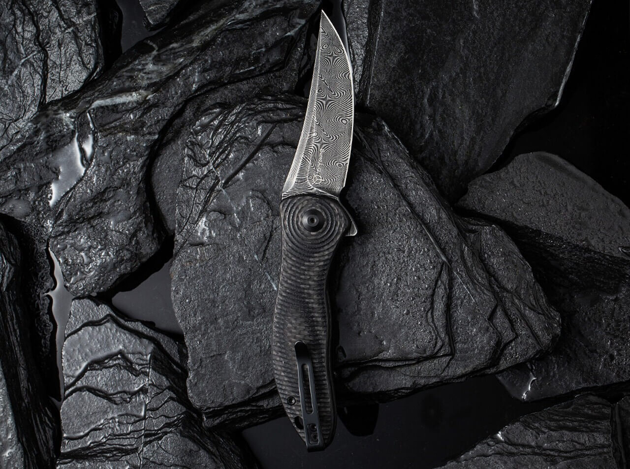 Synergy 3 Damascus G10 CF Black Trailing Point