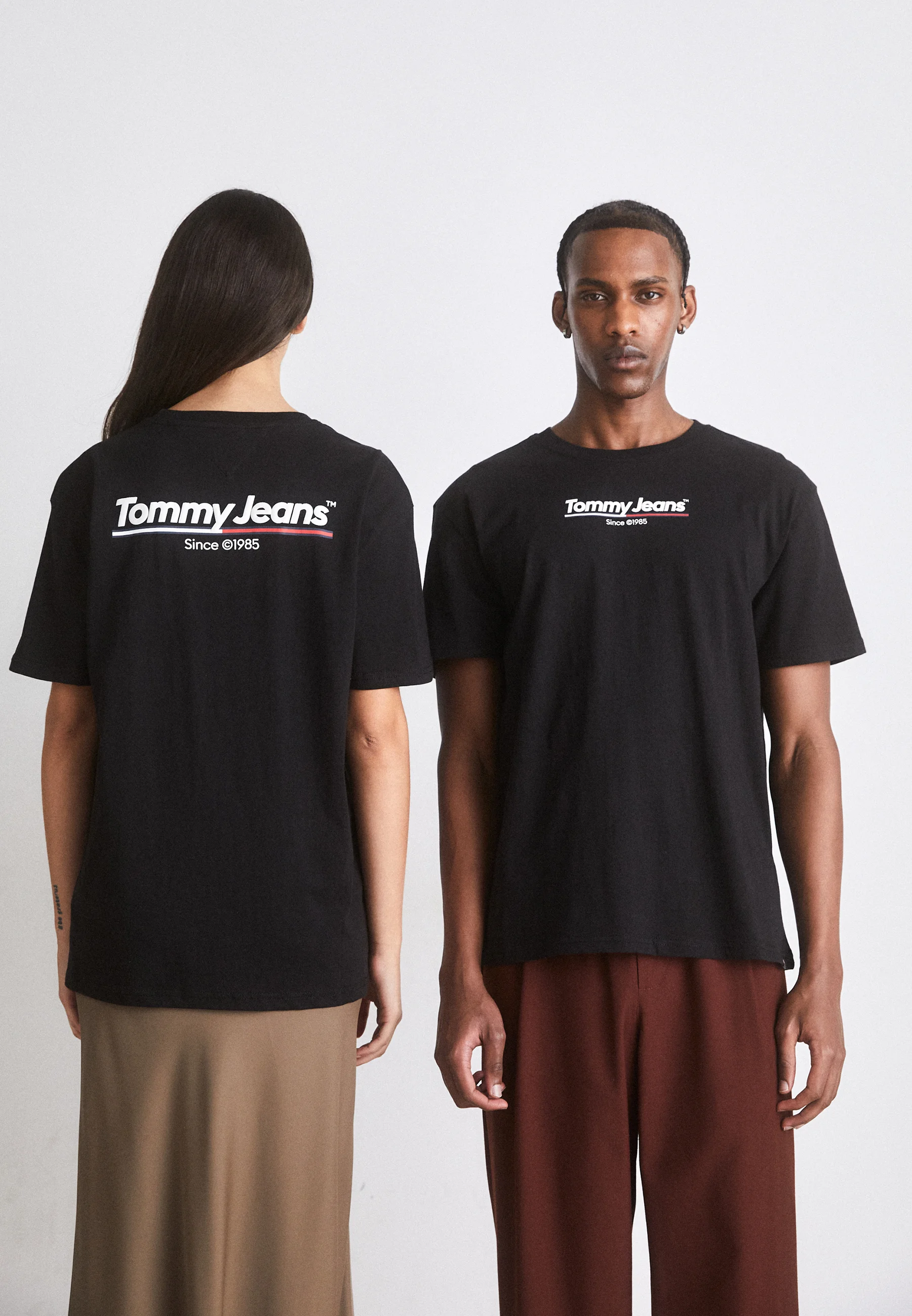 Tommy Jeans FLAG TEE UNISEX - Camiseta con estampado