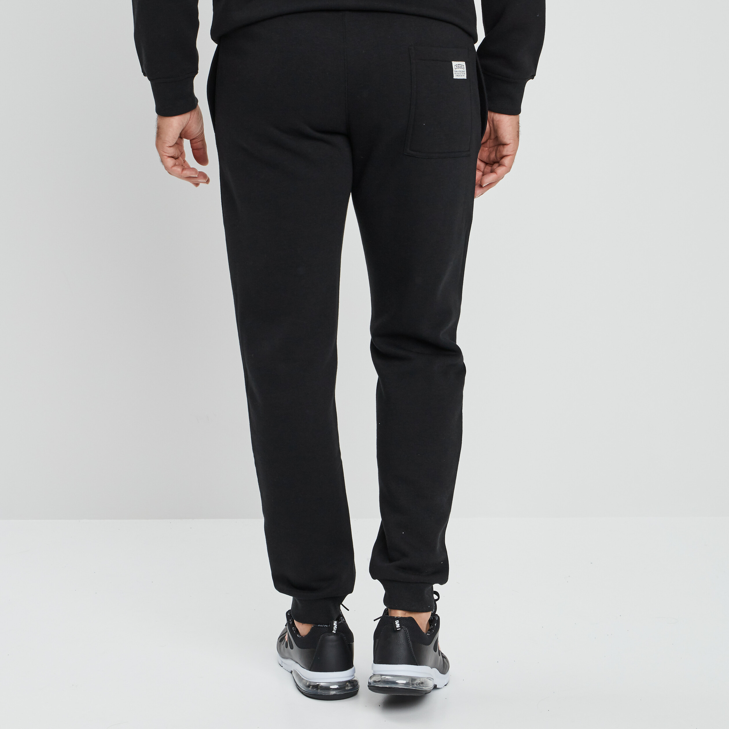 Jogging droit Creeks noir homme | La Halle