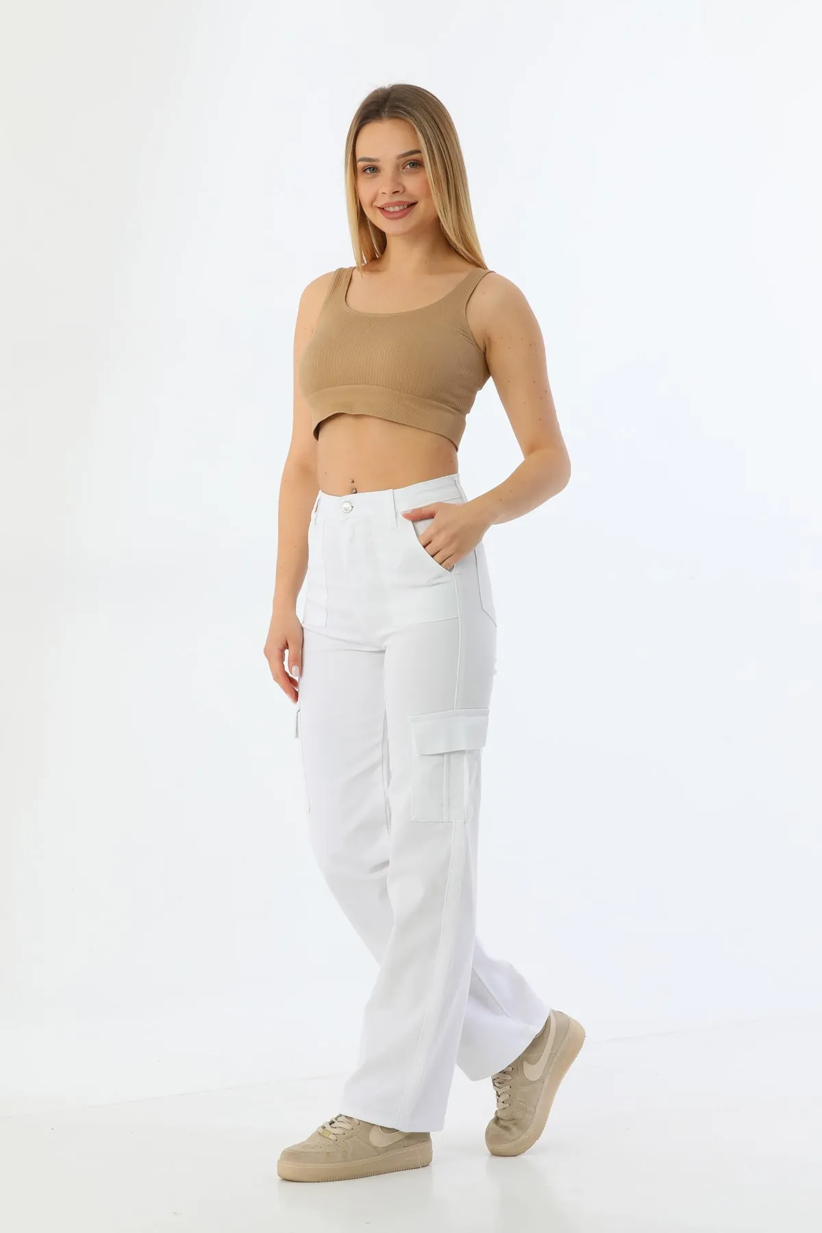 BİKELİFE  Weiße Cargo-Hose aus Lycra mit hoher Taille und weitem Bein und Tasche