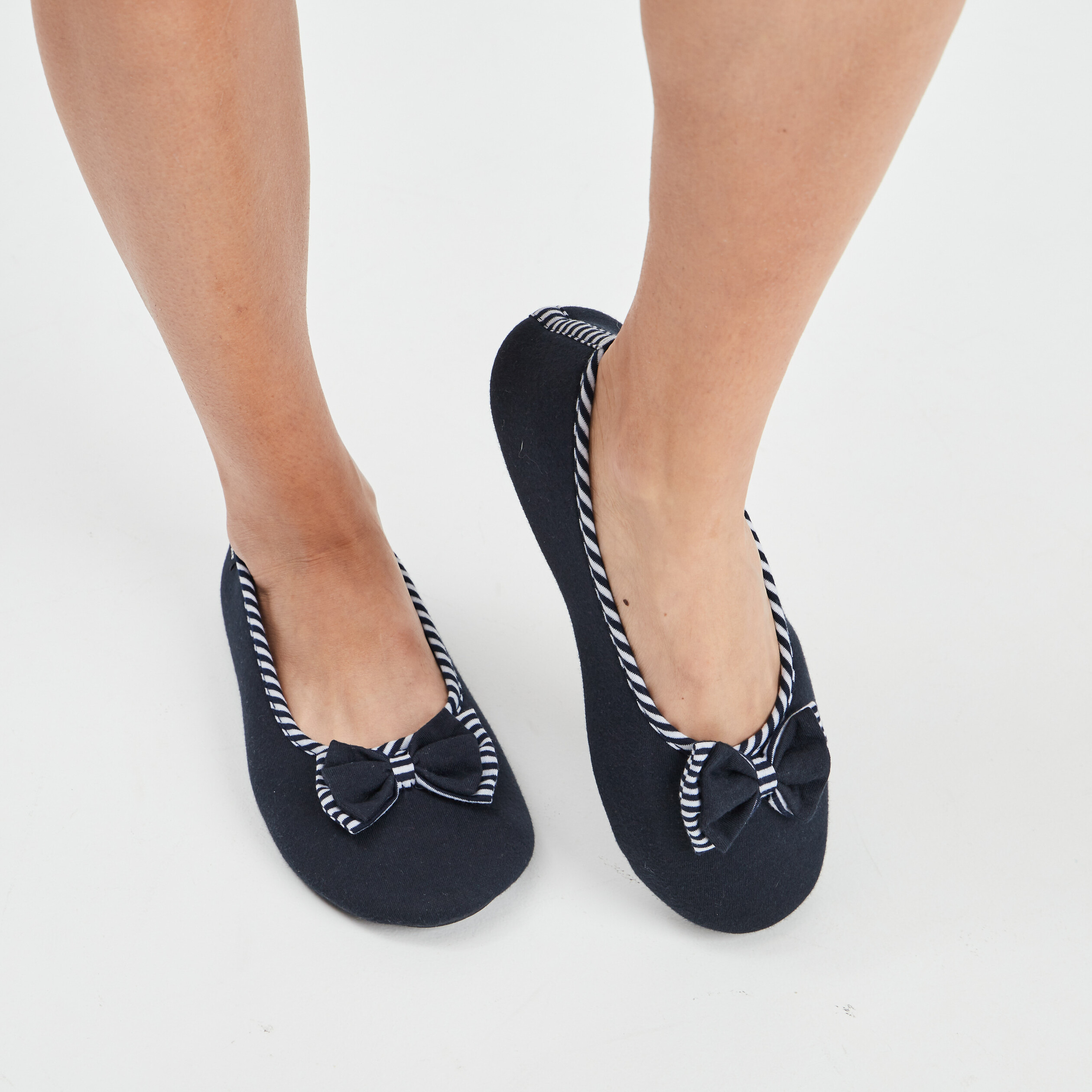 Chaussons ballerines Isotoner bleu marine femme | La Halle
