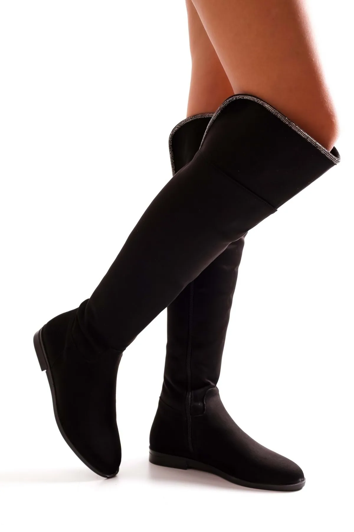 Shoeberry  Damen-Stiefel Toon aus schwarzem Wildleder. Schwarzes Wildleder