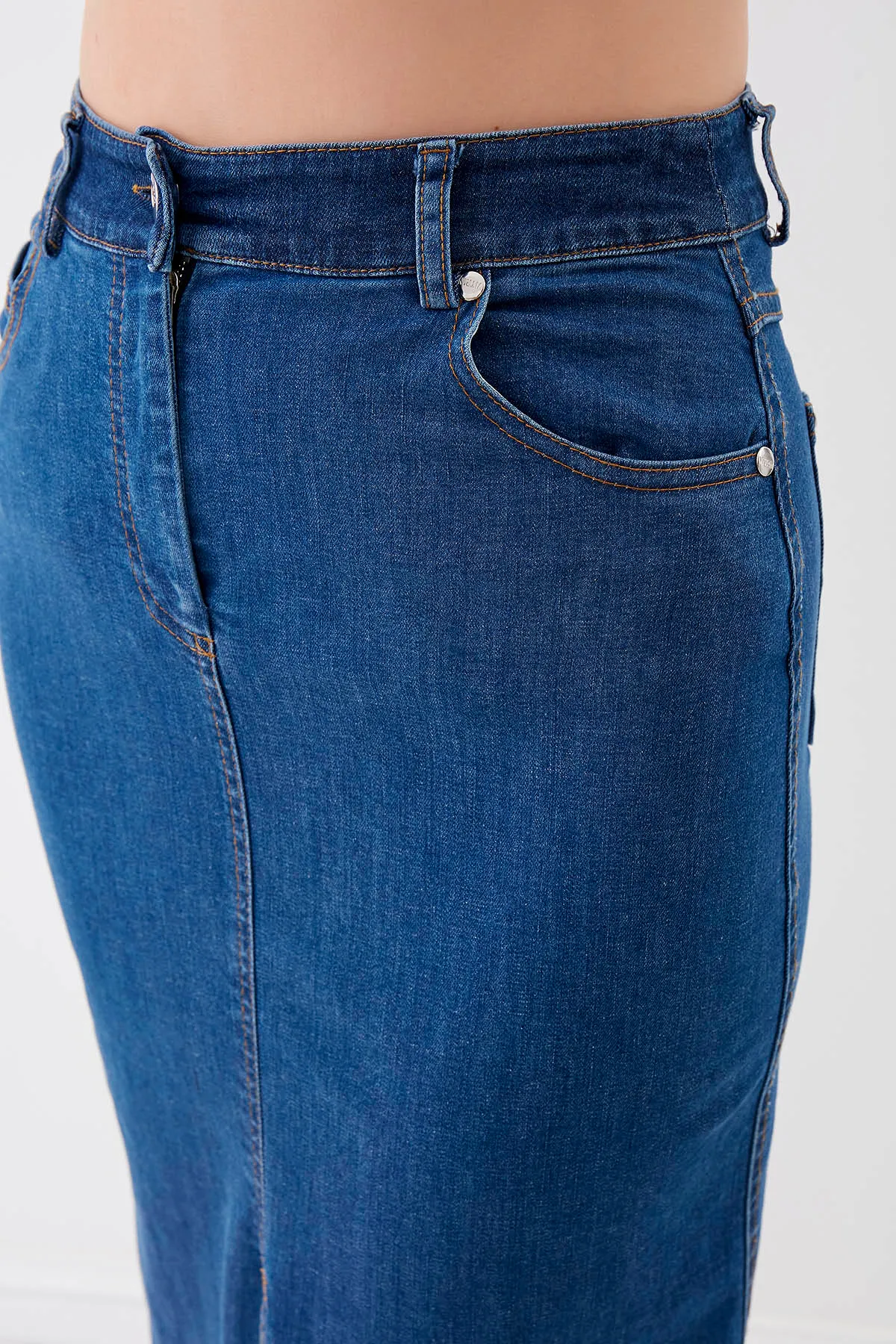 Vitrin  Midi-Jeansrock mit Schlitz vorne