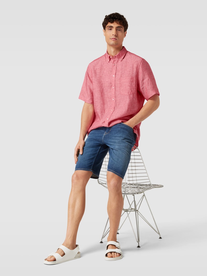Freizeithemd mit Button-Down-Kragen in rot