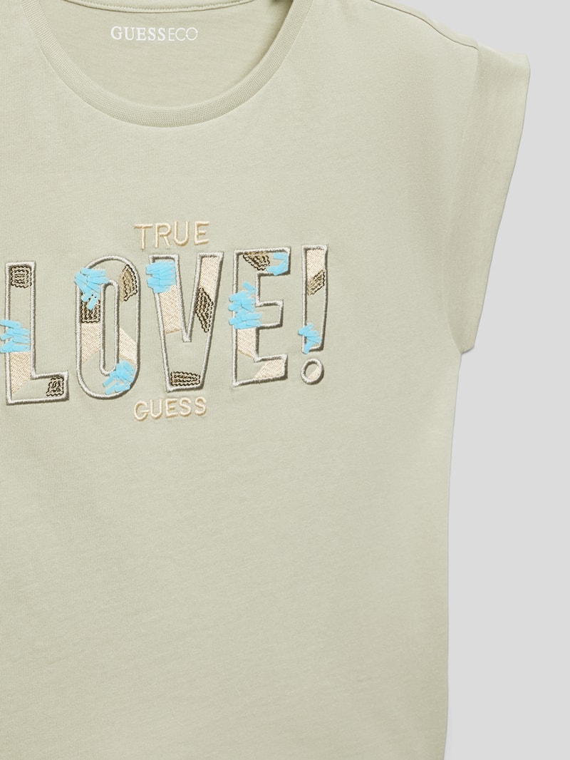 T-Shirt mit Label-Detail in schilf