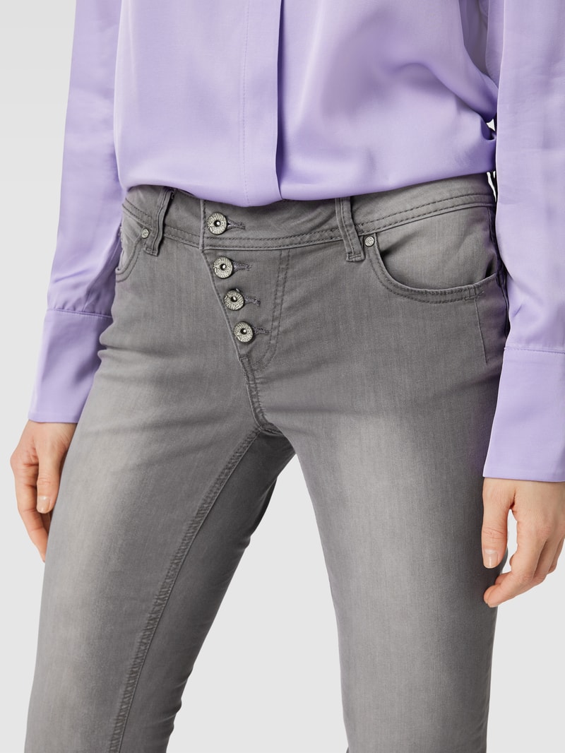 Skinny Fit Jeans mit Knopfleiste Modell 'Malibu' in hellgrau