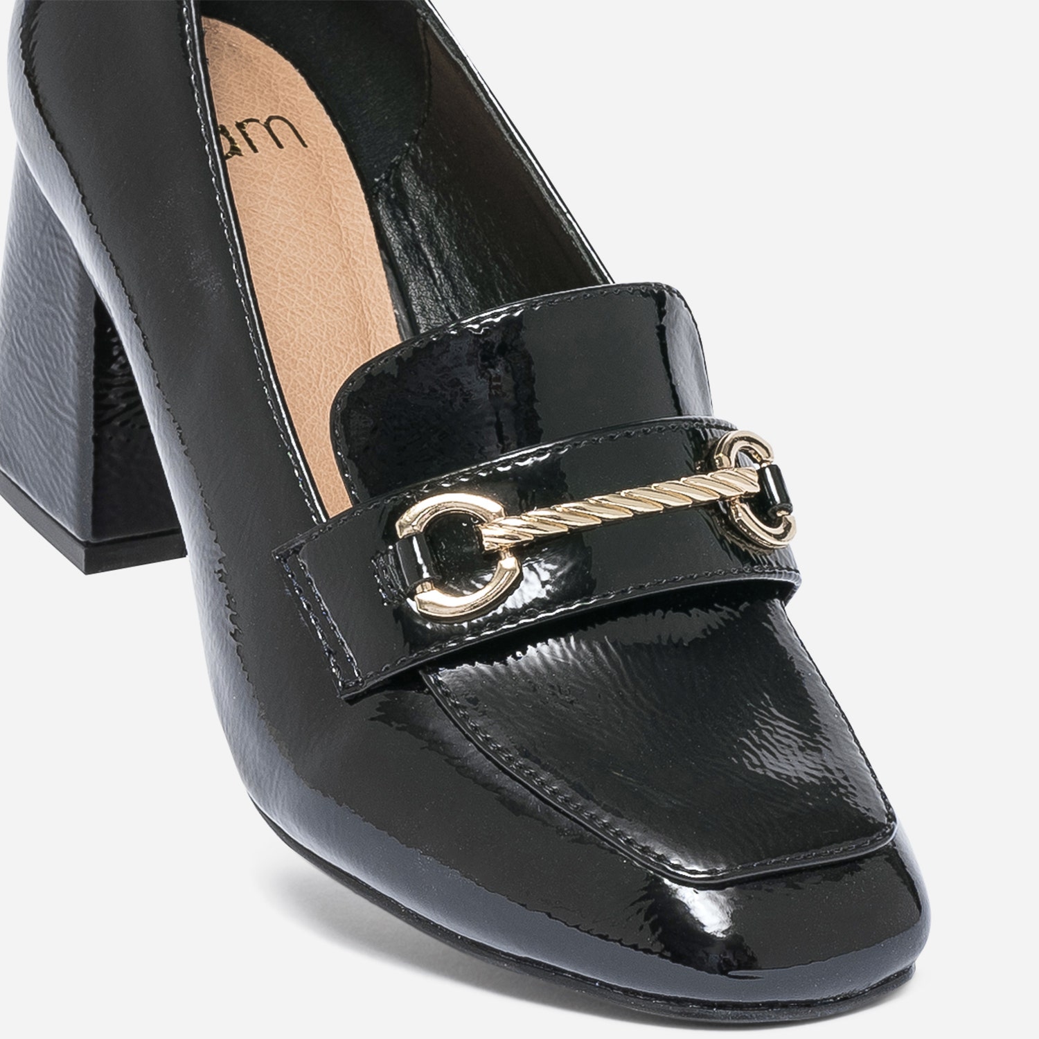 Mocassin à talon noir verni