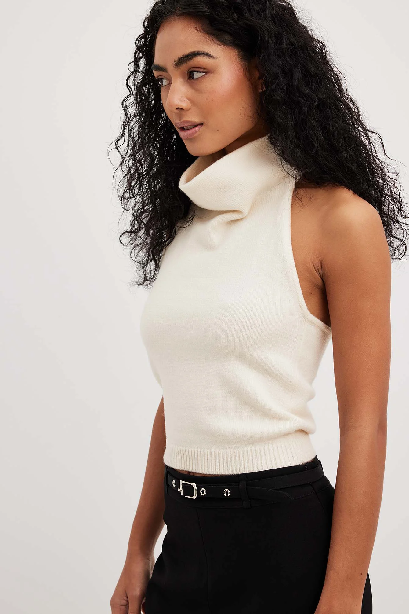 Feingestricktes Neckholder-Top