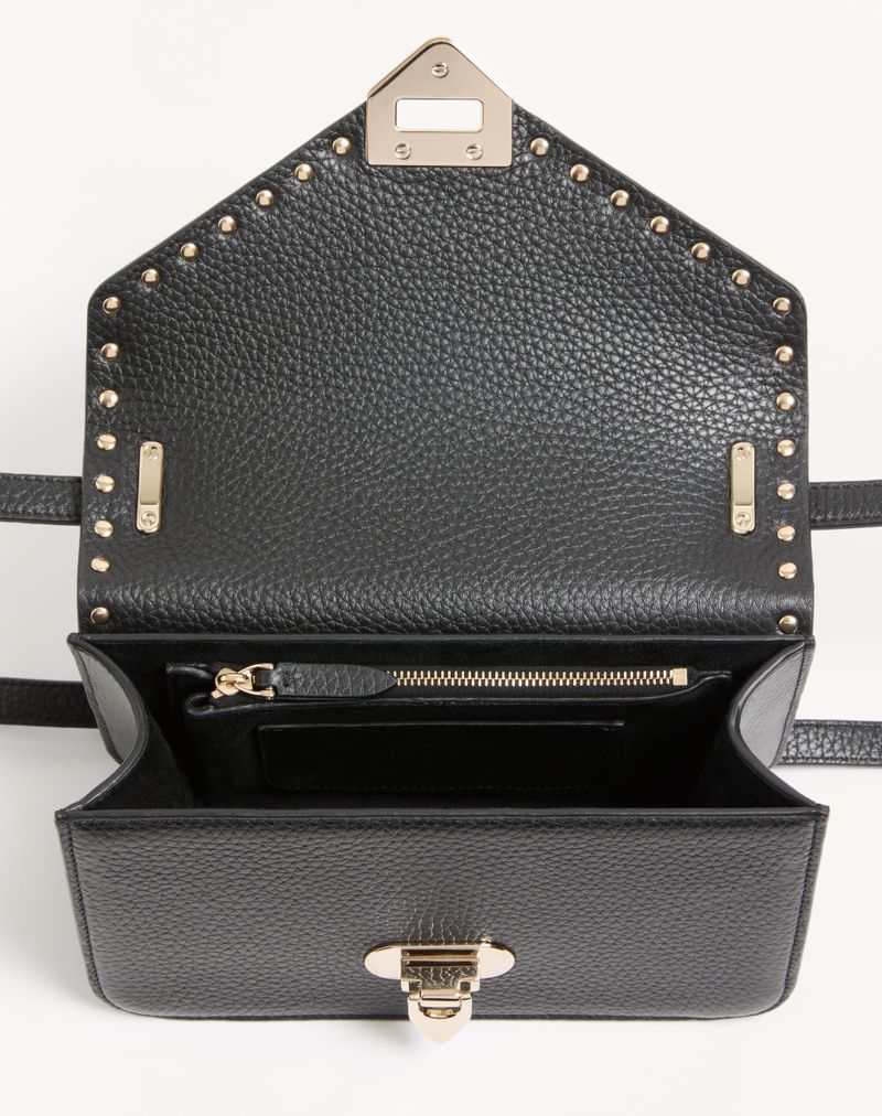 Valentino Garavani Rockstud Lille Skuldertaske i Kornet Kalveskind