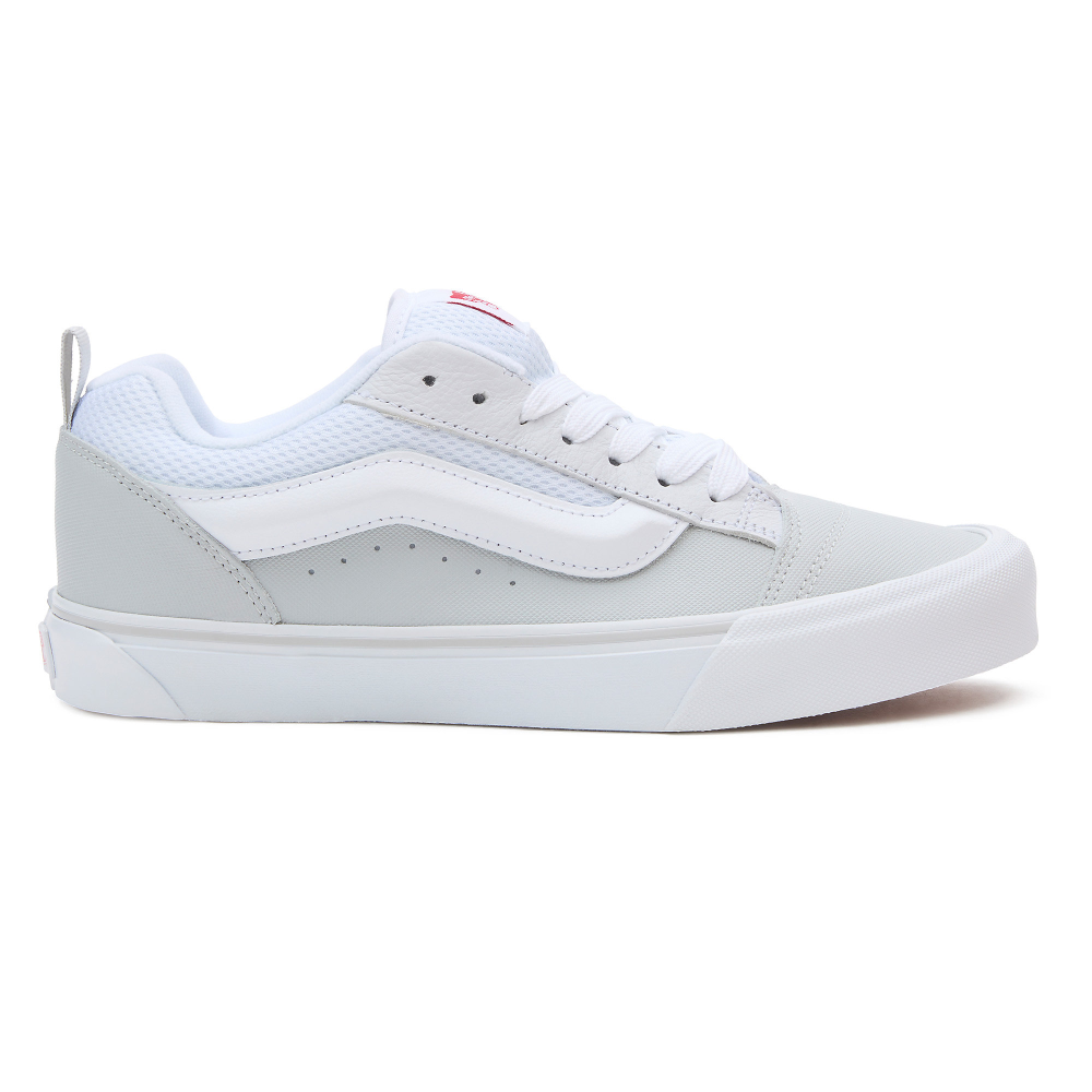 Vans Knu Skool Retro Skate VN0009QCYF9 / weiss