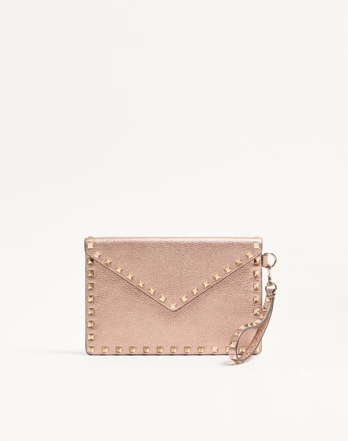 Clutch Rockstud em couro de bezerro laminado cor granada