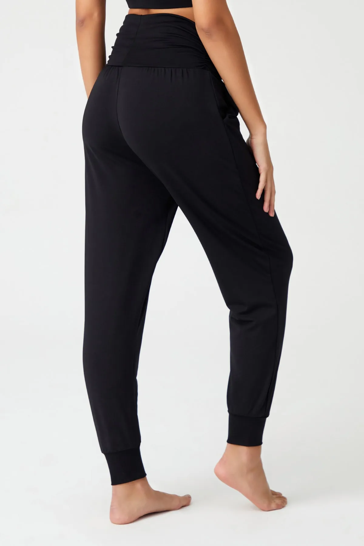 LOS OJOS  Schwarze Haremshose mit elastischem Bund und Shalwar-Look, Yoga-Jogginghose