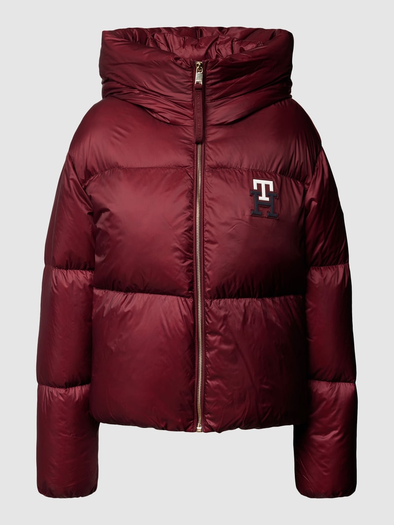 Daunenjacke mit Label-Details in bordeaux rot