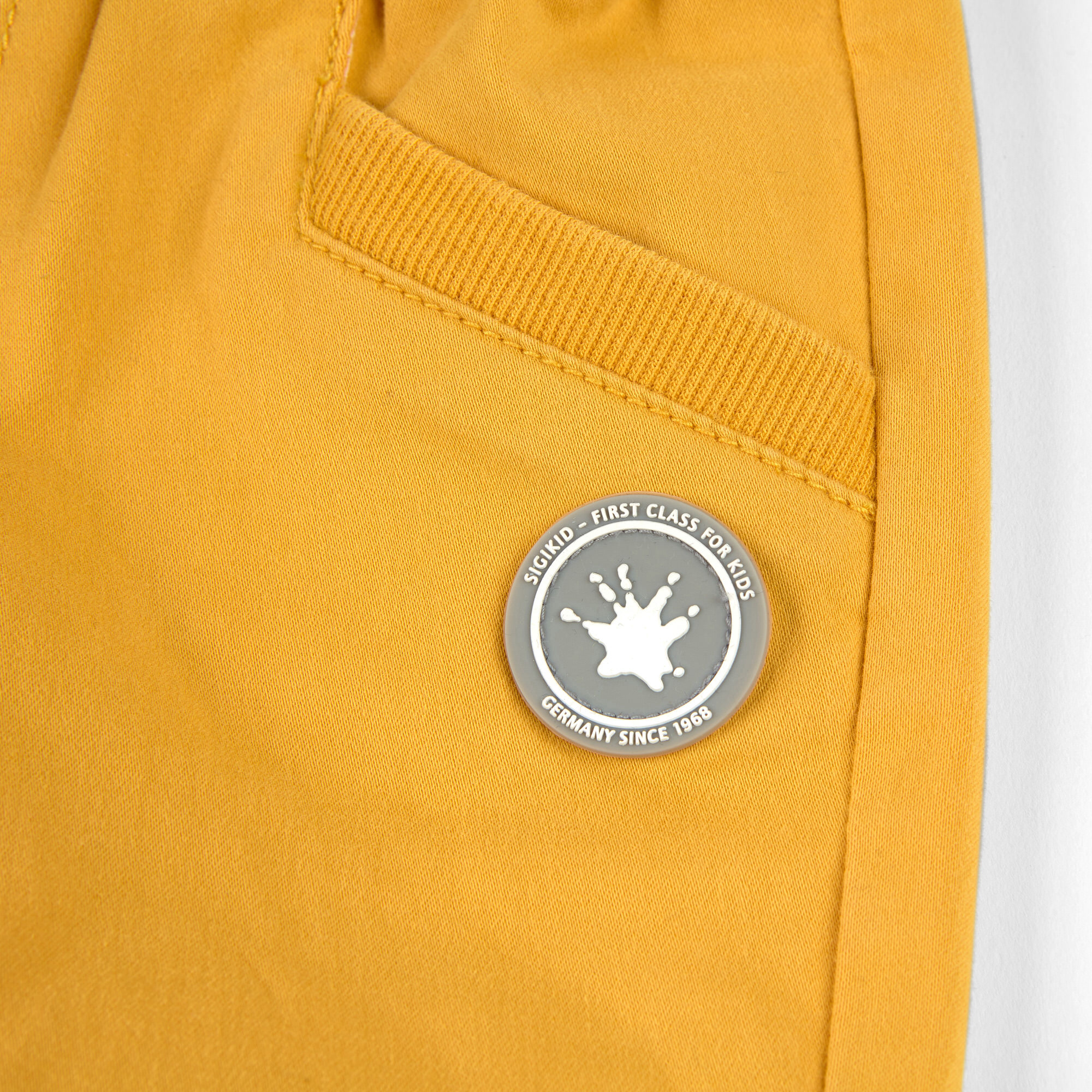 Gelbe Baby Gabardine Hose mit Beinbündchen