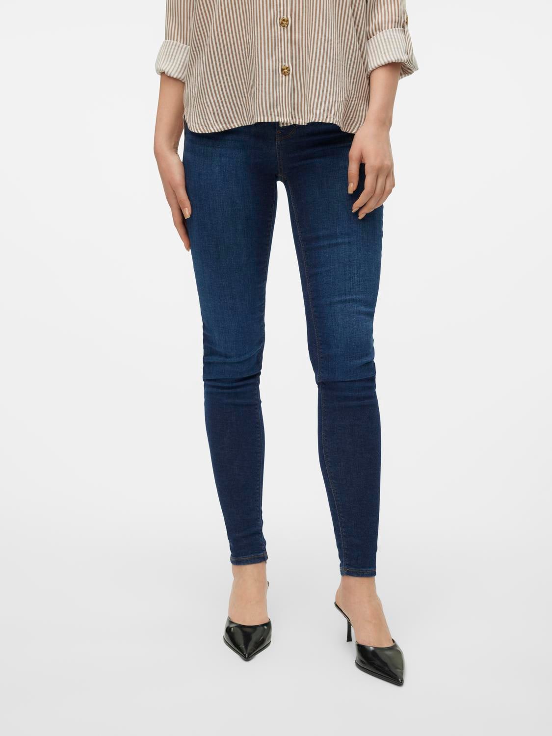 VMLUX Mid Rise Slim Fit Jeans